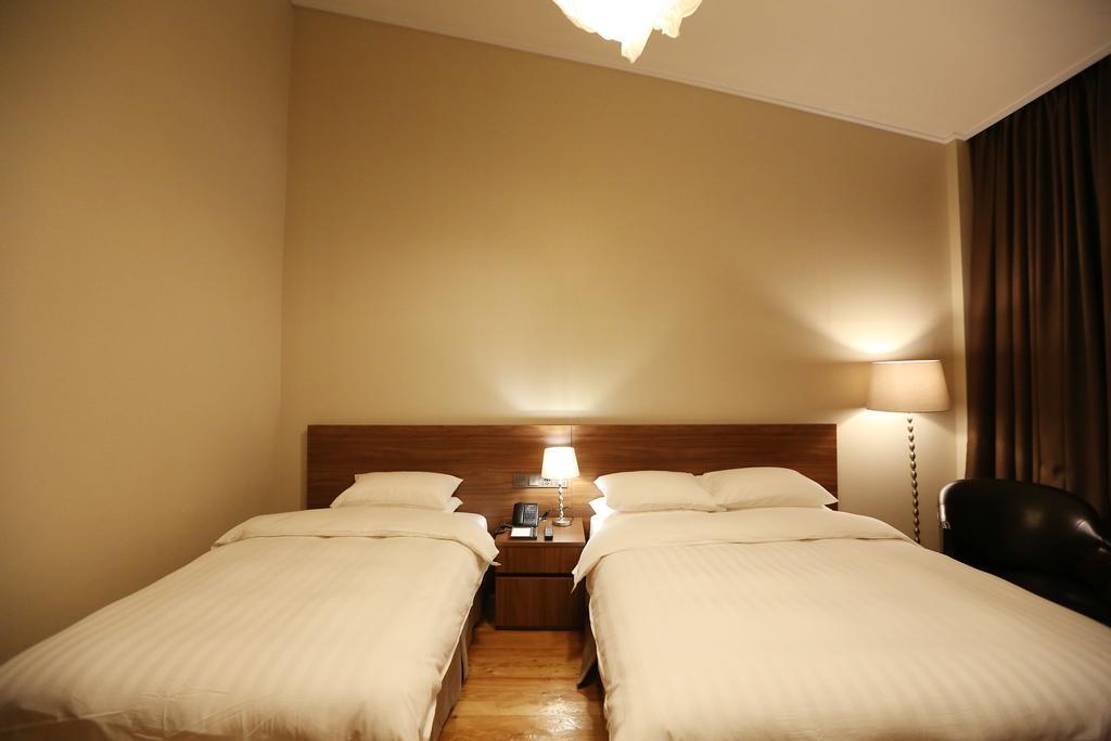 Palgong Emillia Hotel 大邱 エクステリア 写真