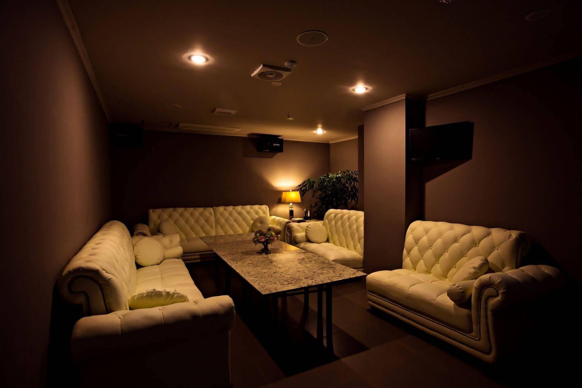 Palgong Emillia Hotel 大邱 エクステリア 写真