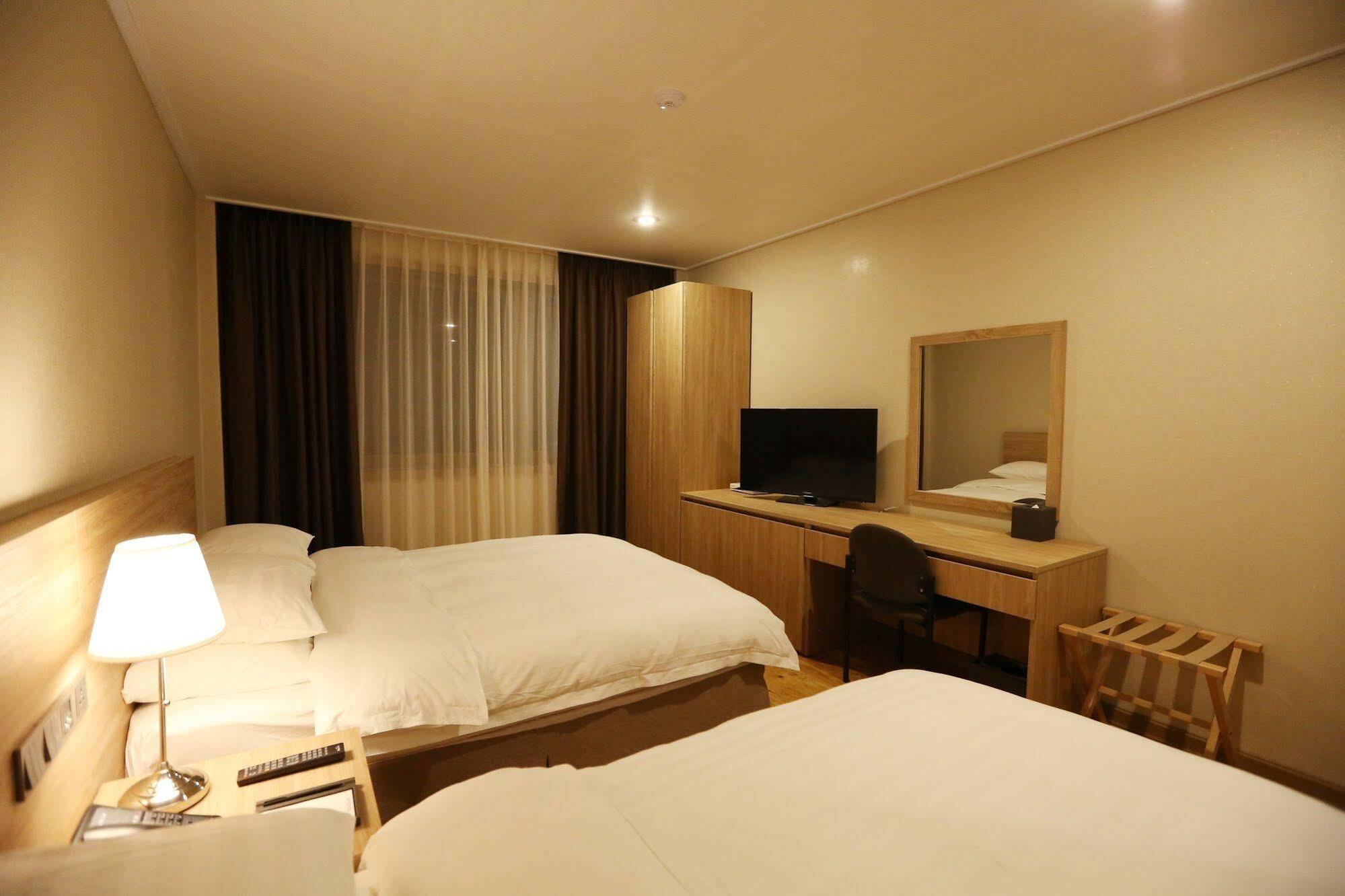 Palgong Emillia Hotel 大邱 エクステリア 写真