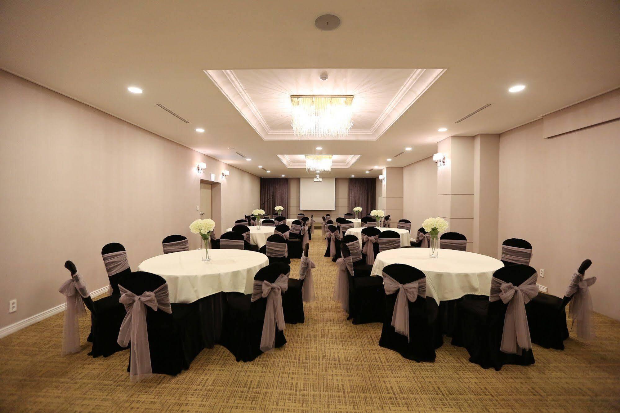 Palgong Emillia Hotel 大邱 エクステリア 写真